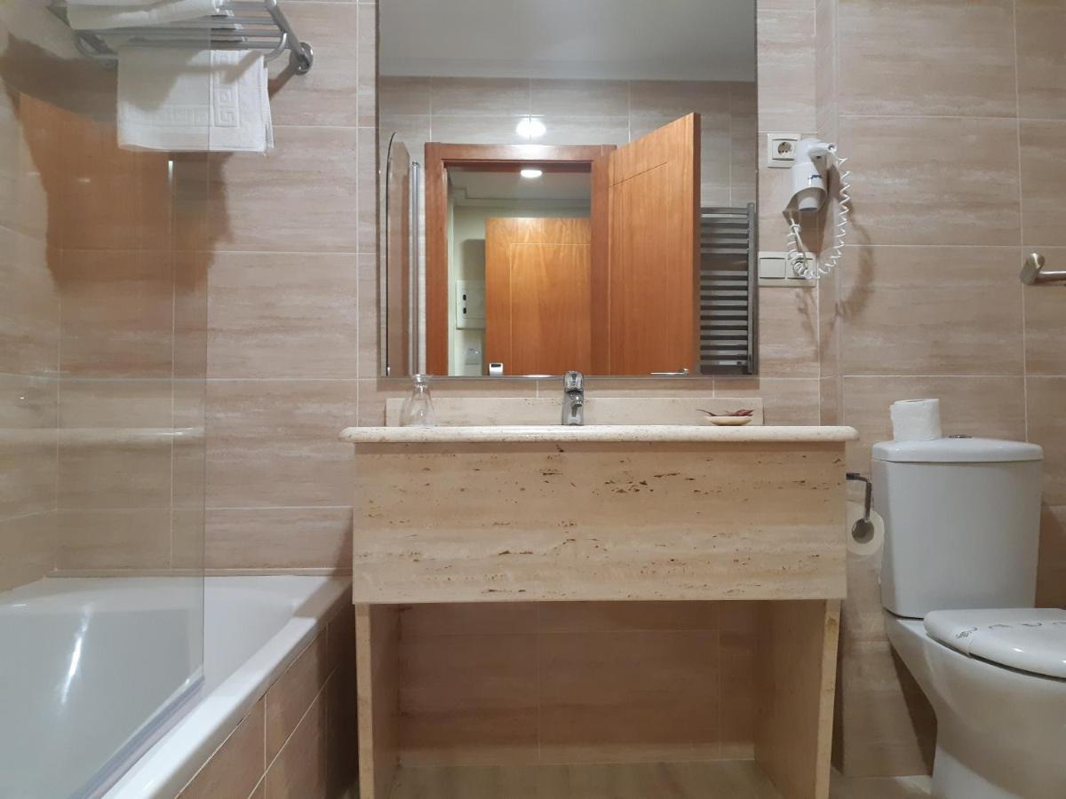 Hotel As Brisas Do Freixo ภายนอก รูปภาพ