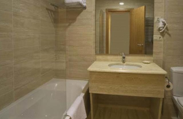 Hotel As Brisas Do Freixo ภายนอก รูปภาพ